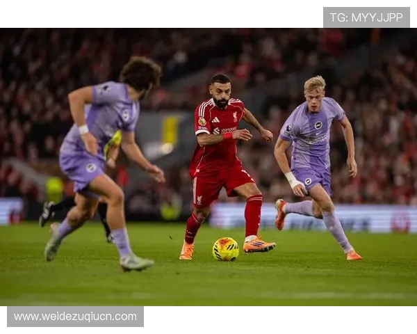 365英超体育报道英超联赛中表现突出的明星球员及其赛场精彩瞬间 365英超体育报道英超联赛中表现突出的明星球员及其赛场精彩瞬间